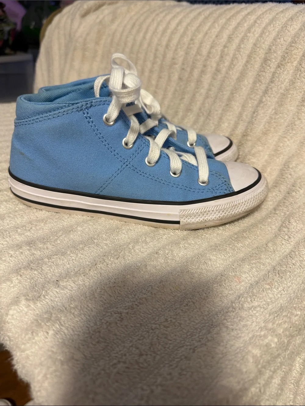 Converse Kids High Top Sneakers in Light Blue